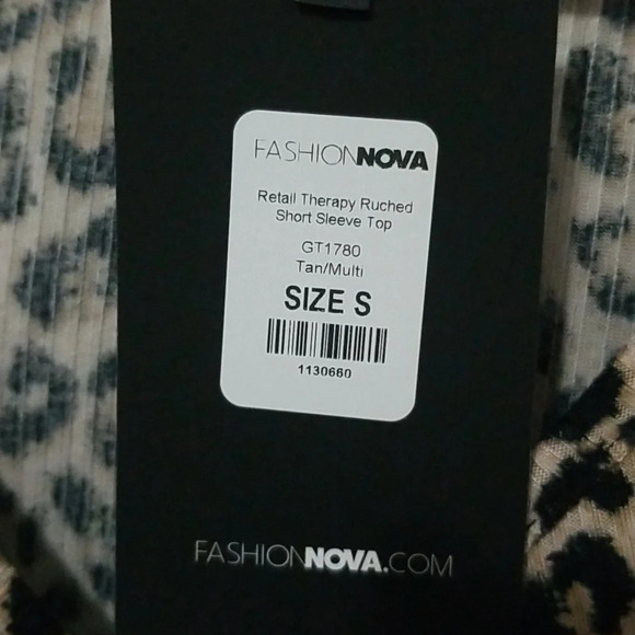 Fashion Nova ruched  top - Picture 4 of 4